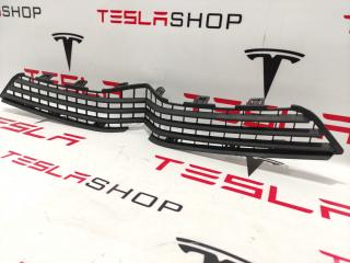 Решётка радиатора бампера переднего Tesla Model X 1 поколение 2018, 1050143-00-E