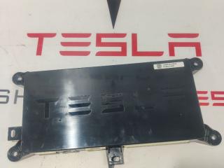 Блок управления BCM (Body Control Module) Tesla Model X 1 поколение 2018, 1043900-00-E