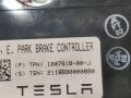 Блок контроля стояночного тормоза Tesla Model X 1 поколение 2018, 1007618-00-J - фото №3