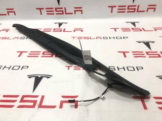 Датчик прижатия (накладка крышки багажника) Tesla Model S 1 поколение [2-й рестайлинг] 2022, 6007576-00-C, 1008784-00-A
