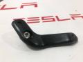 Кронштейн карты (обшивки) двери Tesla Model S 1 поколение [2-й рестайлинг] 2022, 1584795-00-A - фото №3