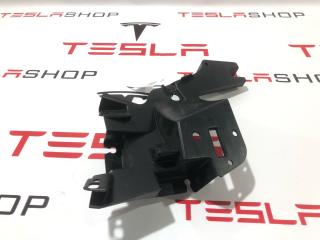 Кронштейн внутренний стойки C Tesla Model S 1 поколение [2-й рестайлинг] 2022, 1621722-00-C, 1613457-00-B