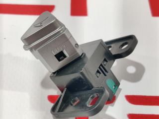Кнопка открытия бардачка Tesla Model S 1 поколение (2012 - 2016), 6008906-00-C