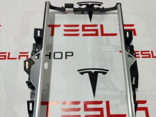 Рамка декоративная компьютера MCU (основного монитора) Tesla Model S 1 поколение (2012 - 2016), 1002294-00-B