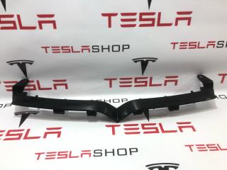 Накладка V-образная декоративная переднего гриля хром (птичка) Tesla Model S 1 поколение [2-й рестайлинг] 2022, 1611012-00-B