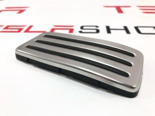 накладка на педаль Tesla Model S 1 поколение [2-й рестайлинг] 2022, 1420691-20-B