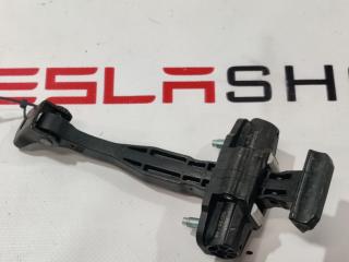 ограничитель открывания двери задней Tesla Model Y 1 поколение 2021, 1500684-00-B