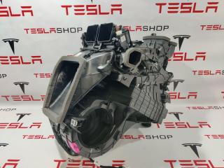 Печка салона (отопитель) Tesla Model Y 1 поколение 2021, 1500627-00-A, 1500640-00-A, 1500623-00-A, 1547266-00-D, 1494714-00-G