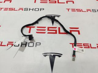 Кабель USB Tesla Model Y 1 поколение 2021, 1083340-00-J, 1565714-00-A