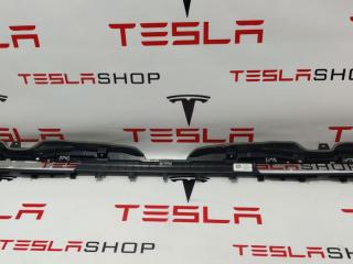 Кронштейн решетки обдува Tesla Model Y 1 поколение 2021, 1100574-00-G, 1624716-00-A, 1095411