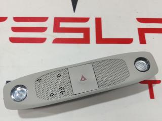 Панель освещения с микрофоном и кнопкой аварийного сигнала Tesla Model Y 1 поколение 2021, 1500237-00-E