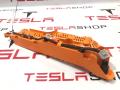 Корпус вспомогательного блока управления основной батареи Tesla Model S 1 поколение [рестайлинг] 2018, 1042876-00-C, 1041310-00-F, 1039577-00-F - фото №4