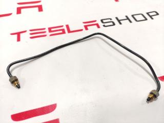Трубка блока клапанов пневмоподвески (малая) Tesla Model X 1 поколение 2018, 1027932-00-A