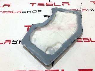 Накладка внутренняя двери Rivian R1T 1 поколение 2022, PT00009557-E