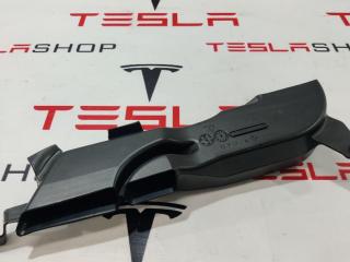 Воздуховод заднего ряда Rivian R1T 1 поколение 2022, PT00011944-D