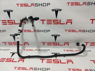 Патрубок системы охлаждения (RIVIAN R1T) Rivian R1T 1 поколение 2022, PT00061707-D