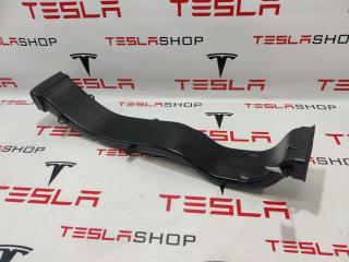 Воздуховод центральной консоли Tesla Model 3 1 поколение 2019, 1087897-00-B