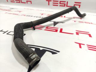 патрубок (трубопровод, шланг) Tesla Model X 1 поколение 2018, 1048498-00-C