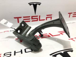 петля крышки багажника Rivian R1T 1 поколение 2022, PT00002434