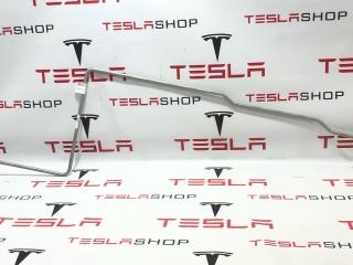 патрубок (трубопровод, шланг) Rivian R1T 1 поколение 2022, C500002782F