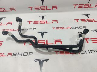 Патрубок системы охлаждения (RIVIAN R1T) Rivian R1T 1 поколение 2022, PT00061708-E