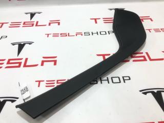 Панель центрального тоннеля Tesla Model S 1 поколение (2012 - 2016), 1004705-01-D
