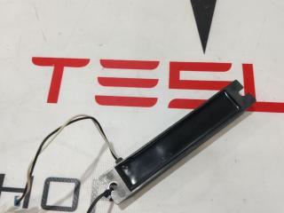 Антенна системы комфортного доступа Tesla Model S 1 поколение (2012 - 2016), 1015865-00-A, 1014951-00-A, X-12069-001R1