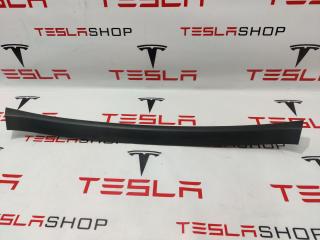 накладка двери (крышки) багажника Tesla Model S 1 поколение (2012 - 2016), 1009236-00-H, 1009255-00-G