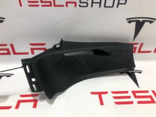 Накладка ремня безопасности стойки С Tesla Model S 1 поколение (2012 - 2016), 1024730-00-C