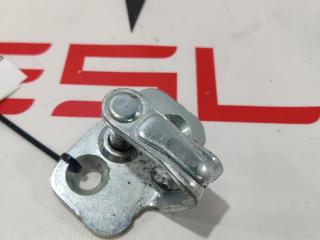 Петля замка двери Tesla Model S 1 поколение (2012 - 2016), 6006618-00-A, 16896766