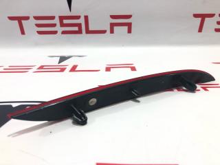 катафот Tesla Model S 1 поколение (2012 - 2016), 1565581-00-A, 1563723