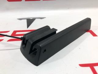 Заглушка салазки сиденья Tesla Model S 1 поколение (2012 - 2016), 1008387-00-C, 1031675-00-A