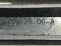 Заглушка салазки сиденья Tesla Model S 1 поколение (2012 - 2016), 1008387-00-C, 1031675-00-A - фото №4