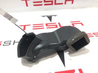 Воздуховод центральной панели Tesla Model S 1 поколение (2012 - 2016), 6007378-00-G, 1008282-00-A