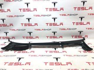 Подкапотная накладка стеклоочистителей Tesla Model S 1 поколение (2012 - 2016), 1008976-00-E