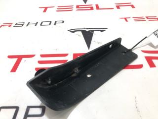 кронштейн крепления подкрылка заднего левого Tesla Model S 1 поколение (2012 - 2016), 1016323-00-C