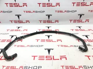 Шланг охлаждения (чарджера) Tesla Model S 1 поколение (2012 - 2016), 1006252-00-E