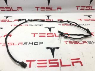 Электропроводка форсунок стеклоомывателя Tesla Model S 1 поколение (2012 - 2016), 1025202-00-C