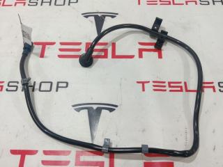 Дренажная трубка панорамной крыши Tesla Model S 1 поколение (2012 - 2016), 1013245-00-F, 1013244-00-F