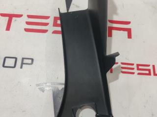 Накладка багажного проема наружная Tesla Model S 1 поколение (2012 - 2016), 1006675-00-D, 1021438-00-D