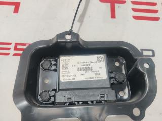 блок управления парктрониками Tesla Model S 1 поколение (2012 - 2016), 1014386-00-A