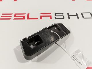Кронштейн крепления фонаря Tesla Model 3 1 поколение 2019, 1083993-00-D