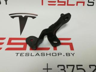 Кронштейн амортизатора капота (шаровый) Tesla Model 3 1 поколение 2019, электро, 1089587-00-C