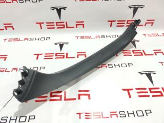 накладка двери (крышки) багажника Tesla Model X 1 поколение 2018, 1037902-00-E, 1037903-00-E, 1037903-50-E