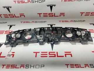 Кронштейн крепления динамиков крышки багажника Tesla Model X 1 поколение 2018, 1050282-00-D