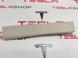 Накладка нижняя бардачка Tesla Model X 1 поколение 2018, 1002301-22-B
