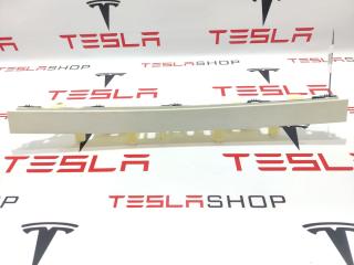 Накладка подъемной задней двери Tesla Model X 1 поколение 2018, 1055011-00-F, 1060411-00-C, 1055018-00-D