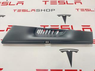 Накладка декоративная основания сидений 1-го ряда Tesla Model X 1 поколение 2018, 1100671-00-D