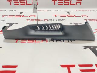 Накладка декоративная основания сидений 1-го ряда Tesla Model X 1 поколение 2018, 1100675-00-D