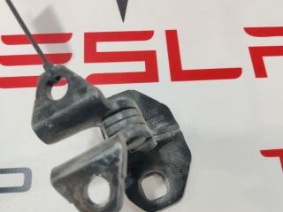 петля двери Tesla Model X 1 поколение 2018, 1045538-00-H, 1008571-00-C